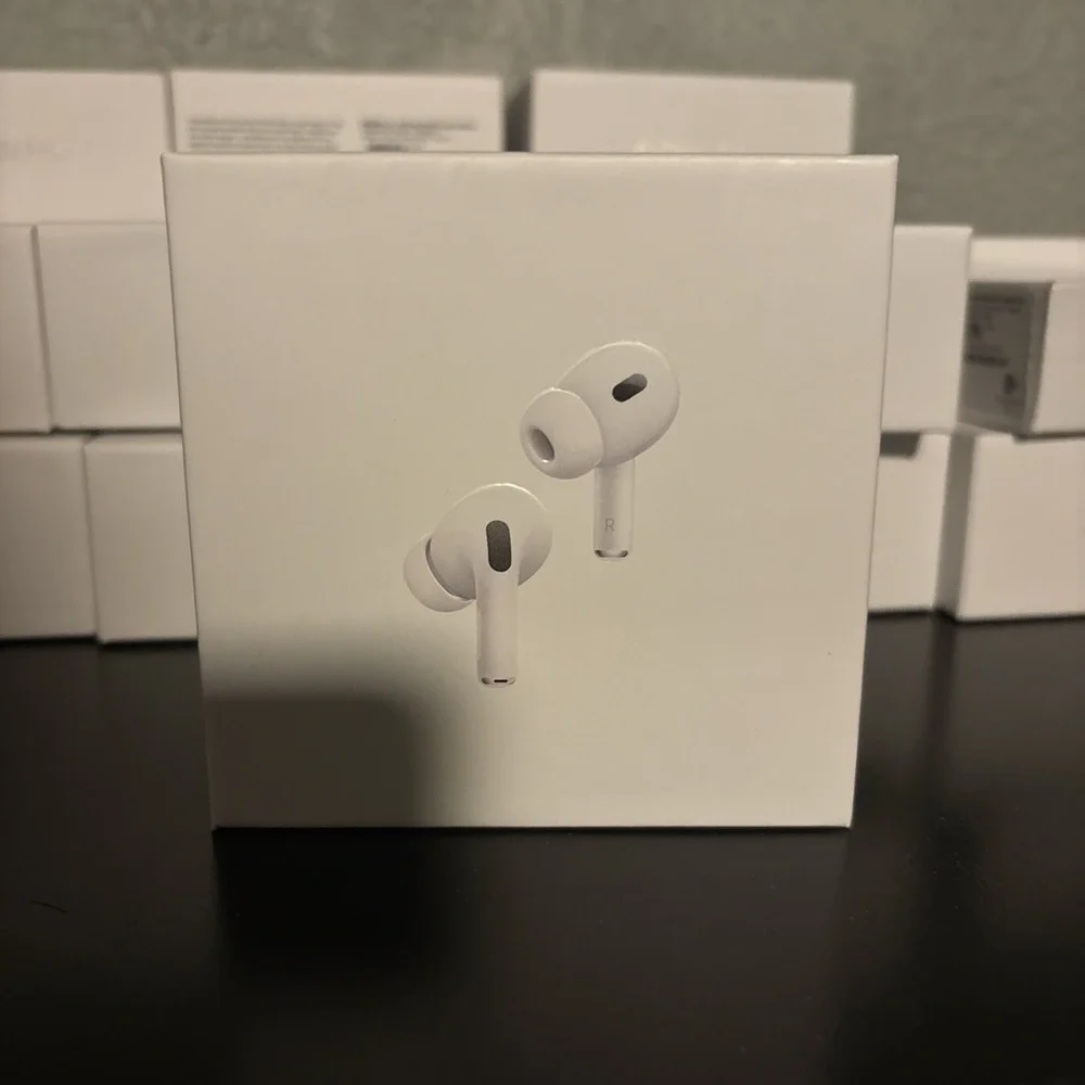 Apple AirPods Pro with Charging Case - White